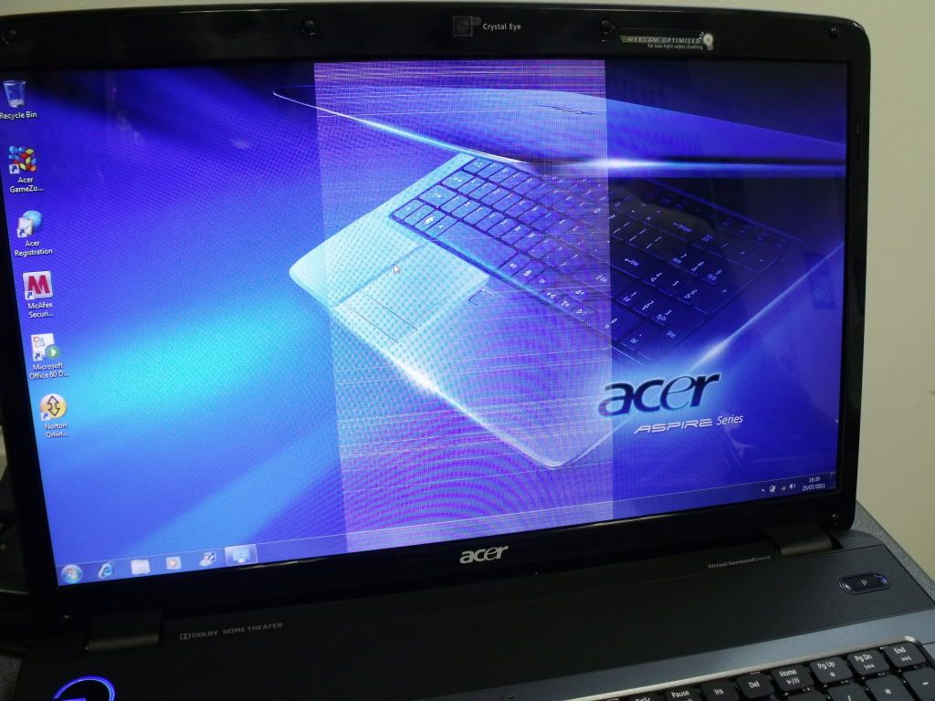 acer aspire 7540g strange lines on screen